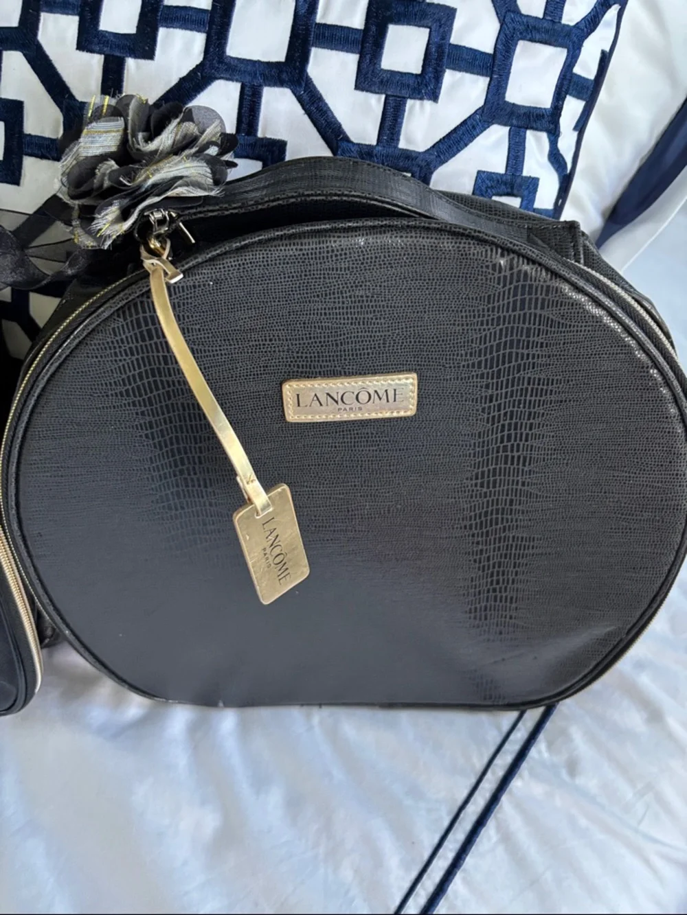 Vintage Lancome Black Cosmetic Bags - Picture 5 of 7